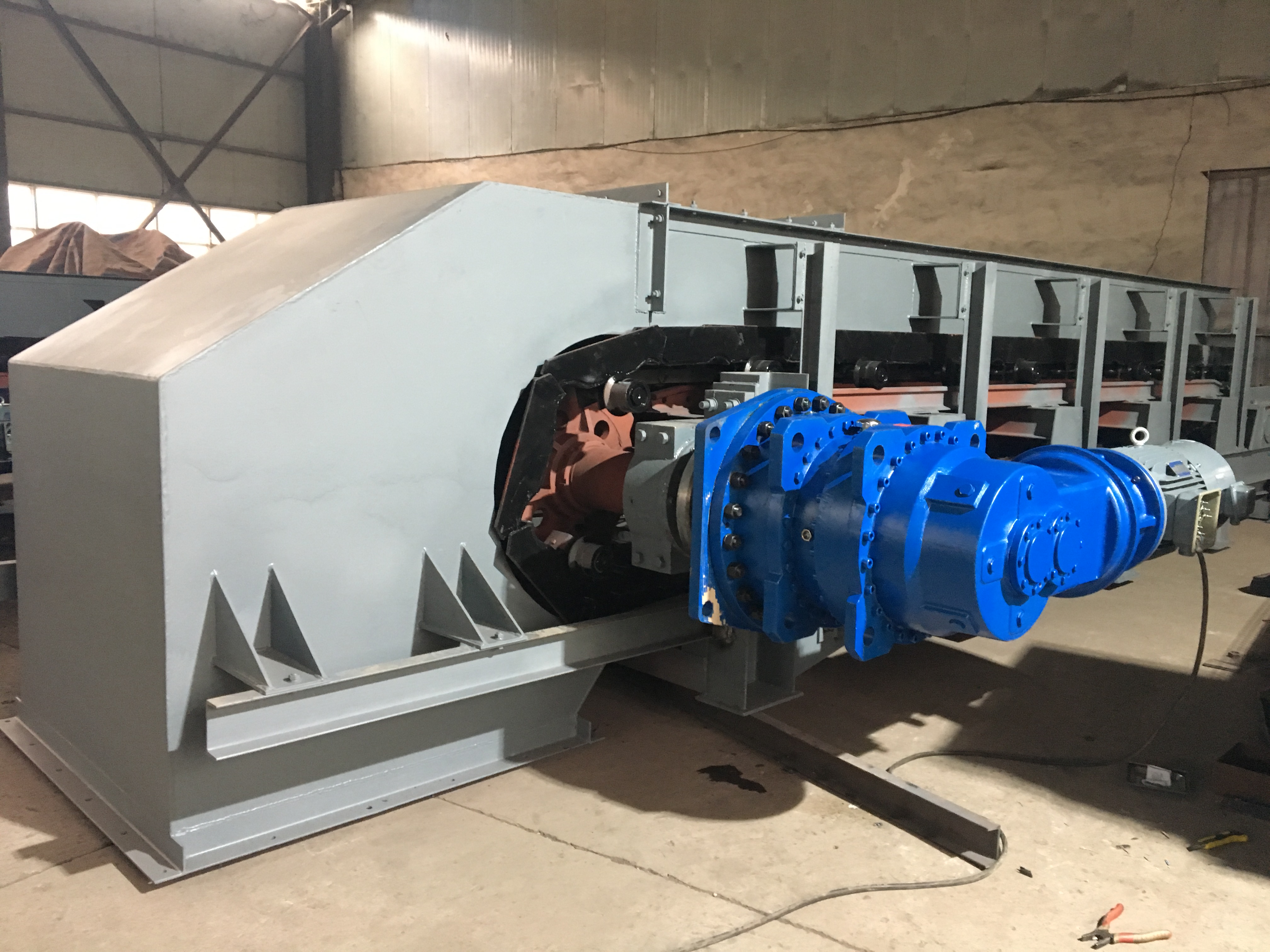 板式給料機(jī)使用前的注意事項(xiàng)